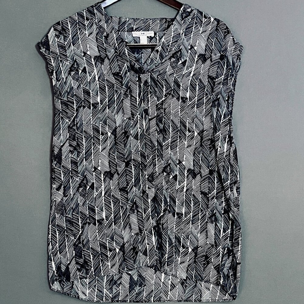 NWOT Halston Abstract Pattern Sleeveless Blouse Women's Medium Dressy